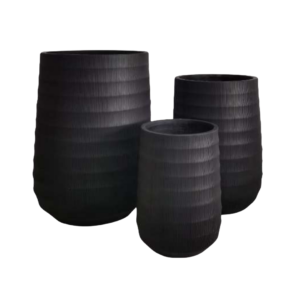 MACETA ALTA COLOR NEGRO