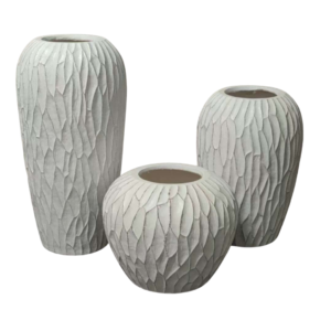 MACETA BLANCA CON RELIEVE